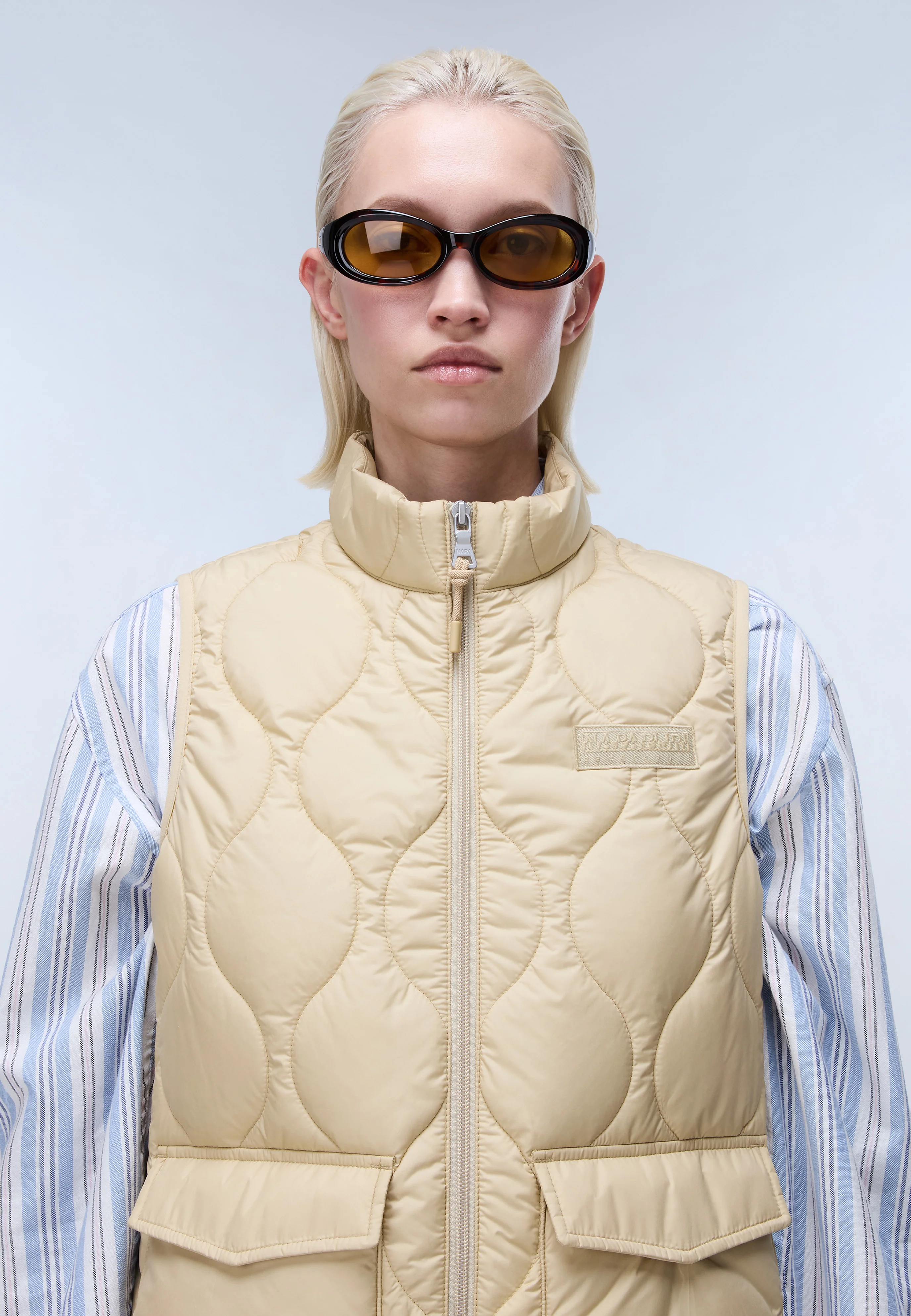 Belle Short Vest - Image 2