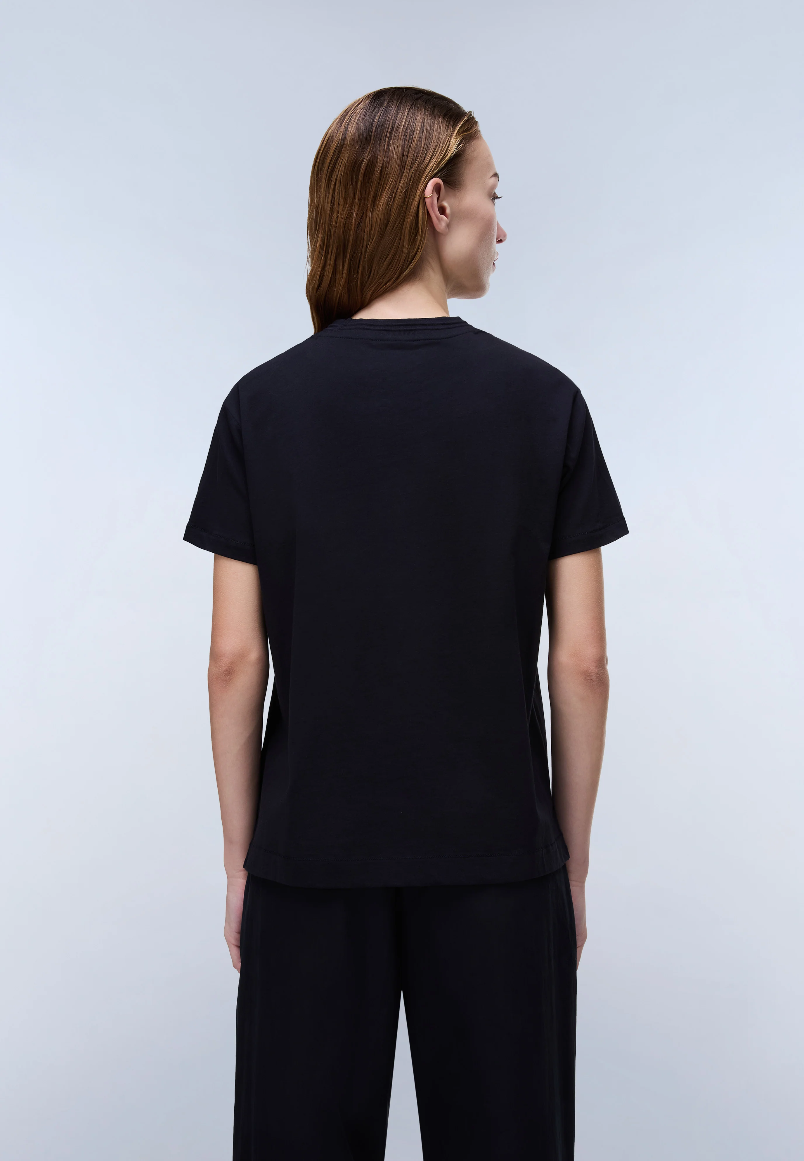 Clarao Short Sleeve T-Shirt - Image 5