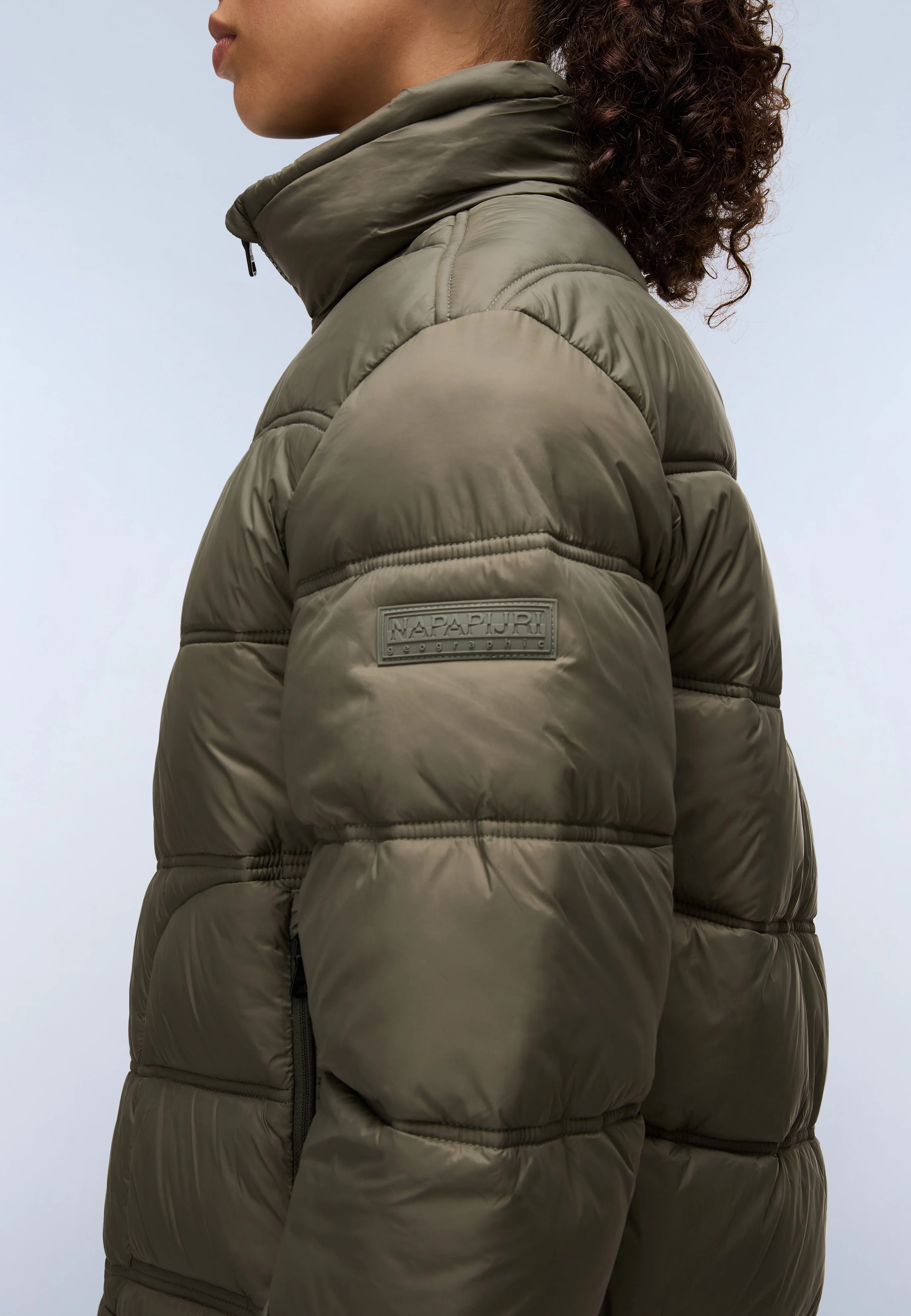 Ega Short Puffer Jacket - Image 6