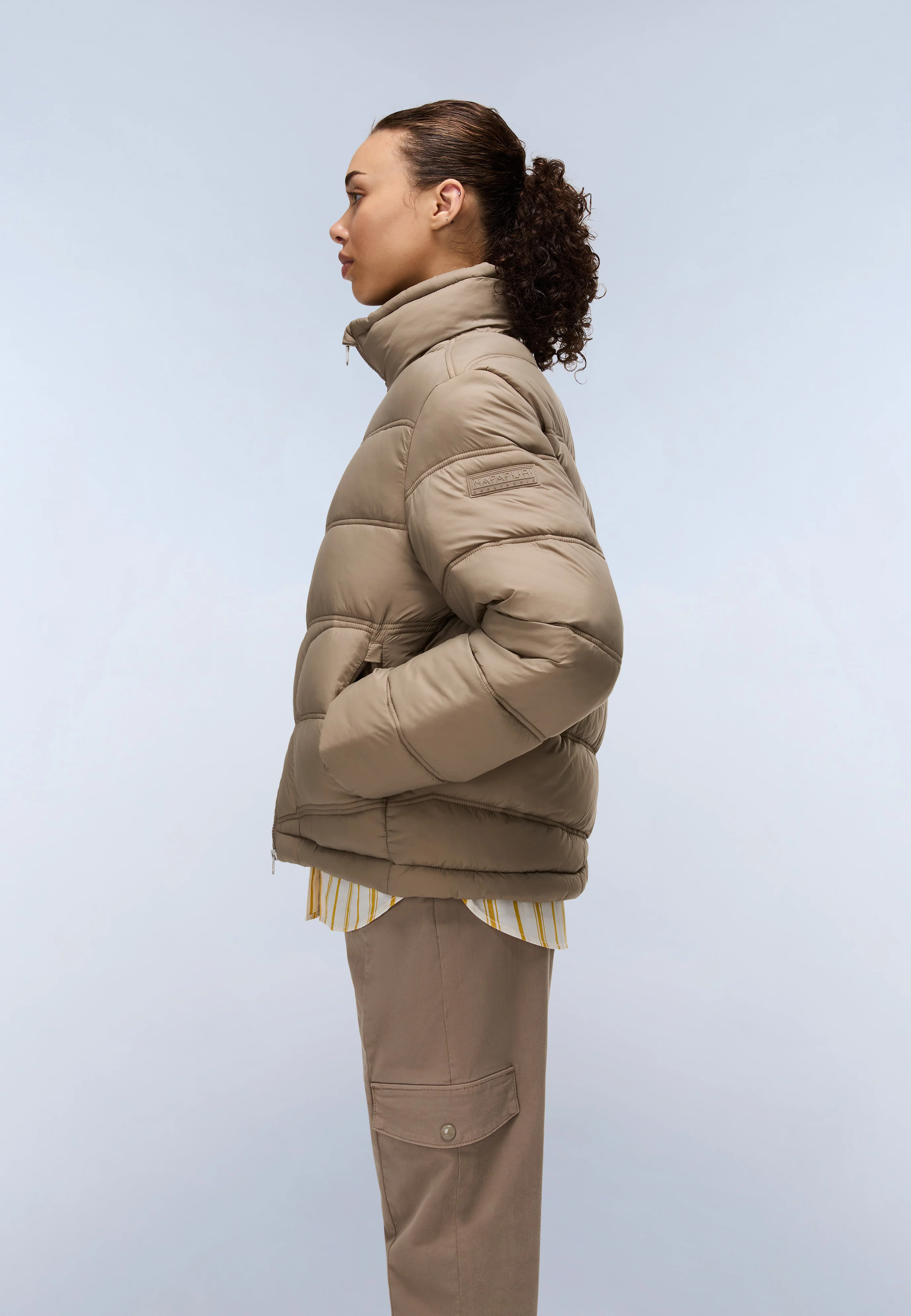 Ega Short Puffer Jacket - Image 3