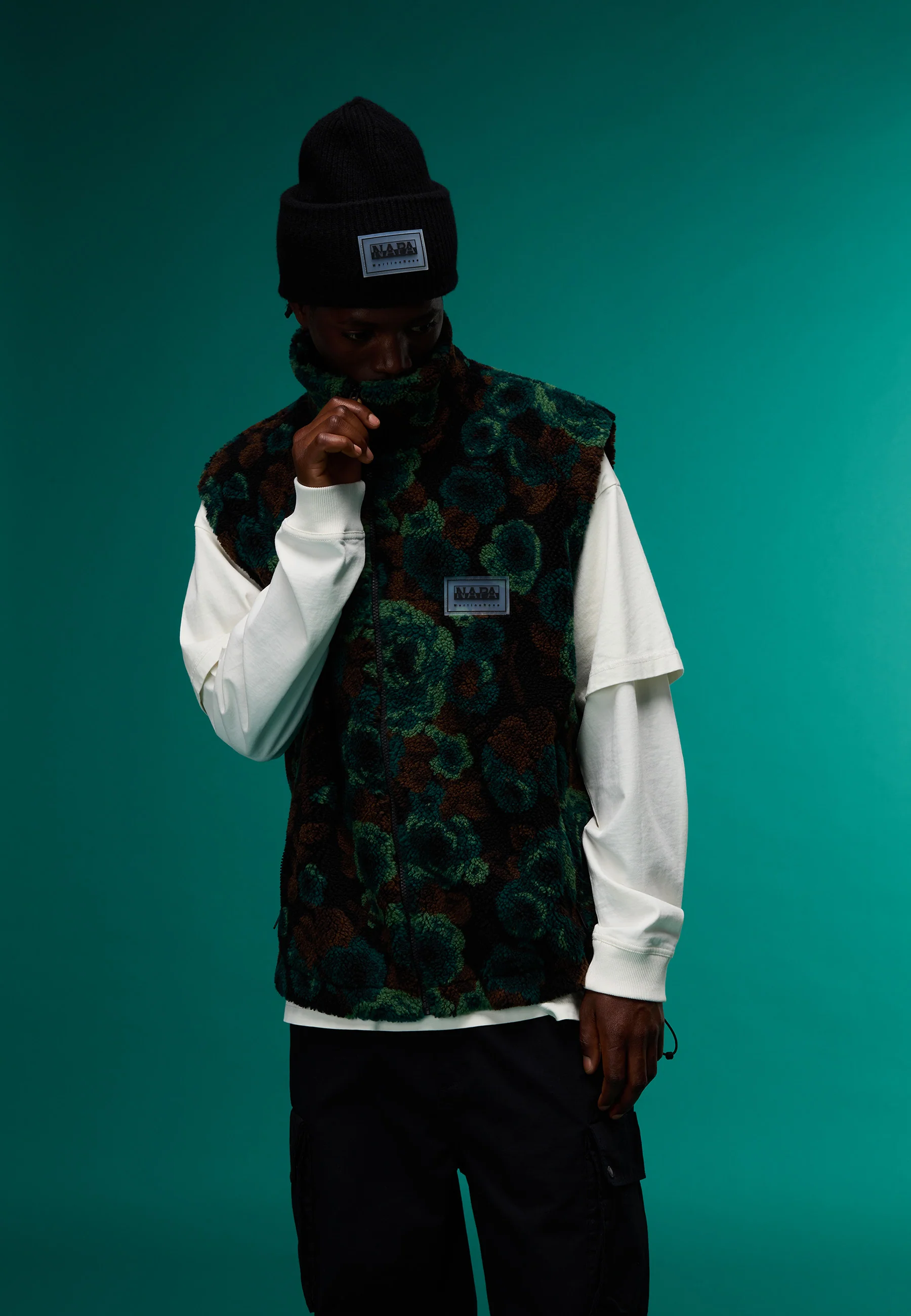 Emin Jacquard Fleece Vest - Image 2