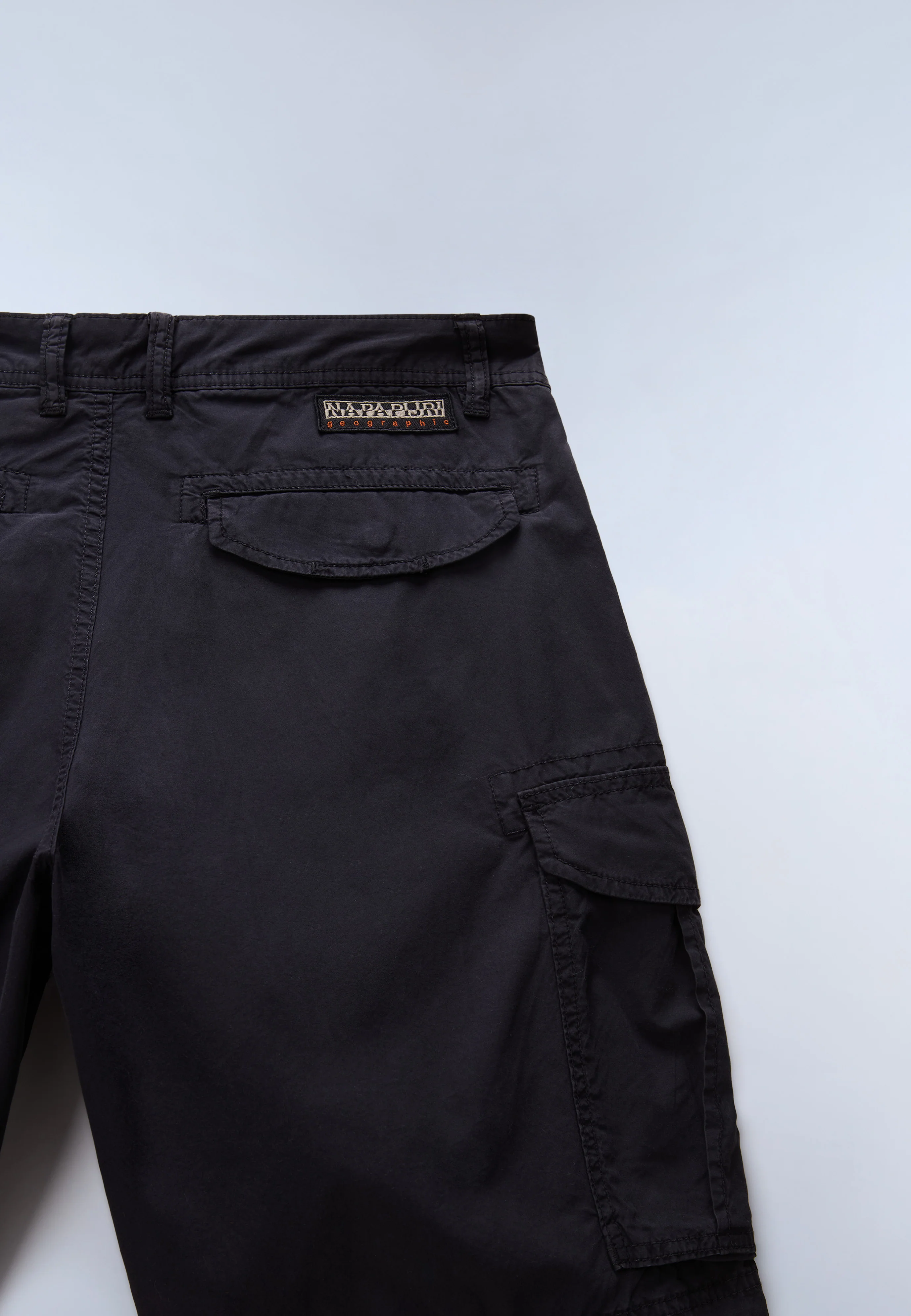 Noto Bermuda Shorts - Image 6