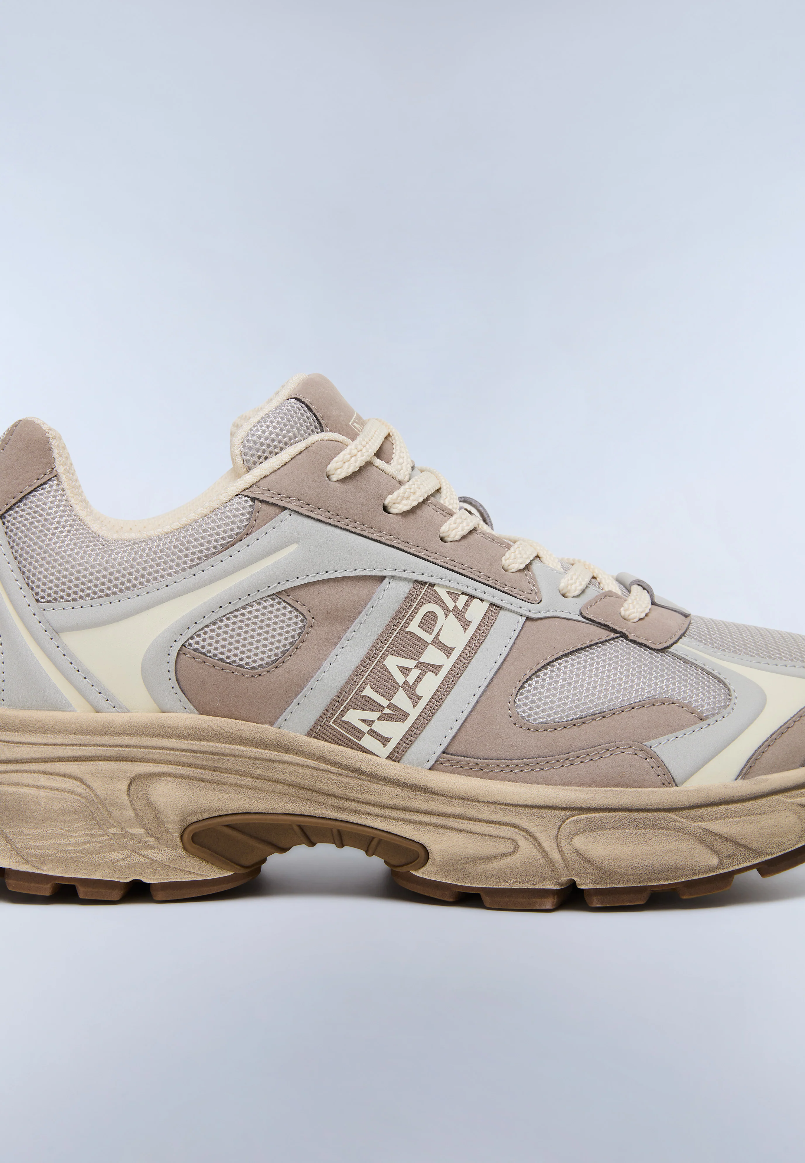 Trainers Delta - Image 8