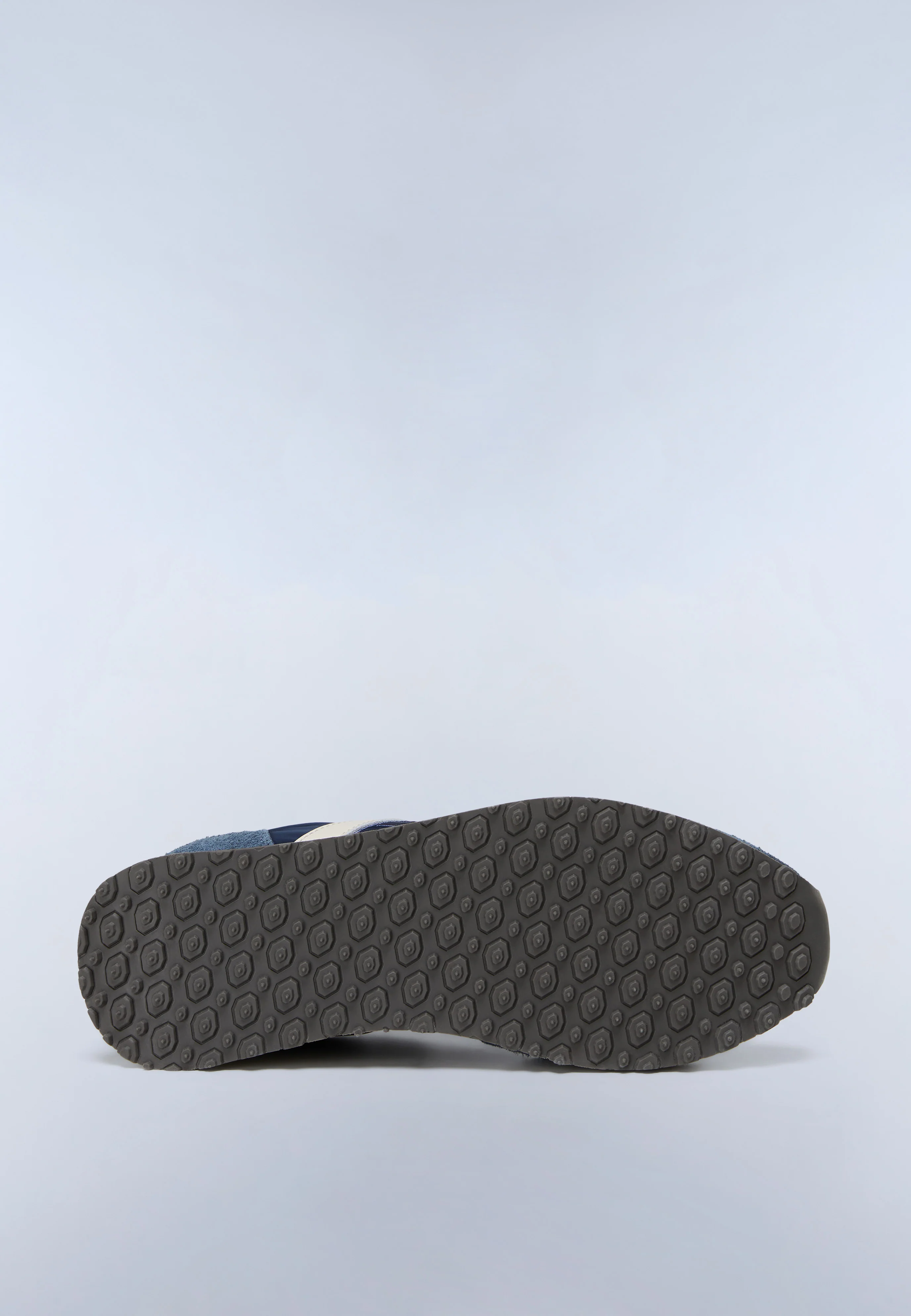 Trainers Shard - Image 5